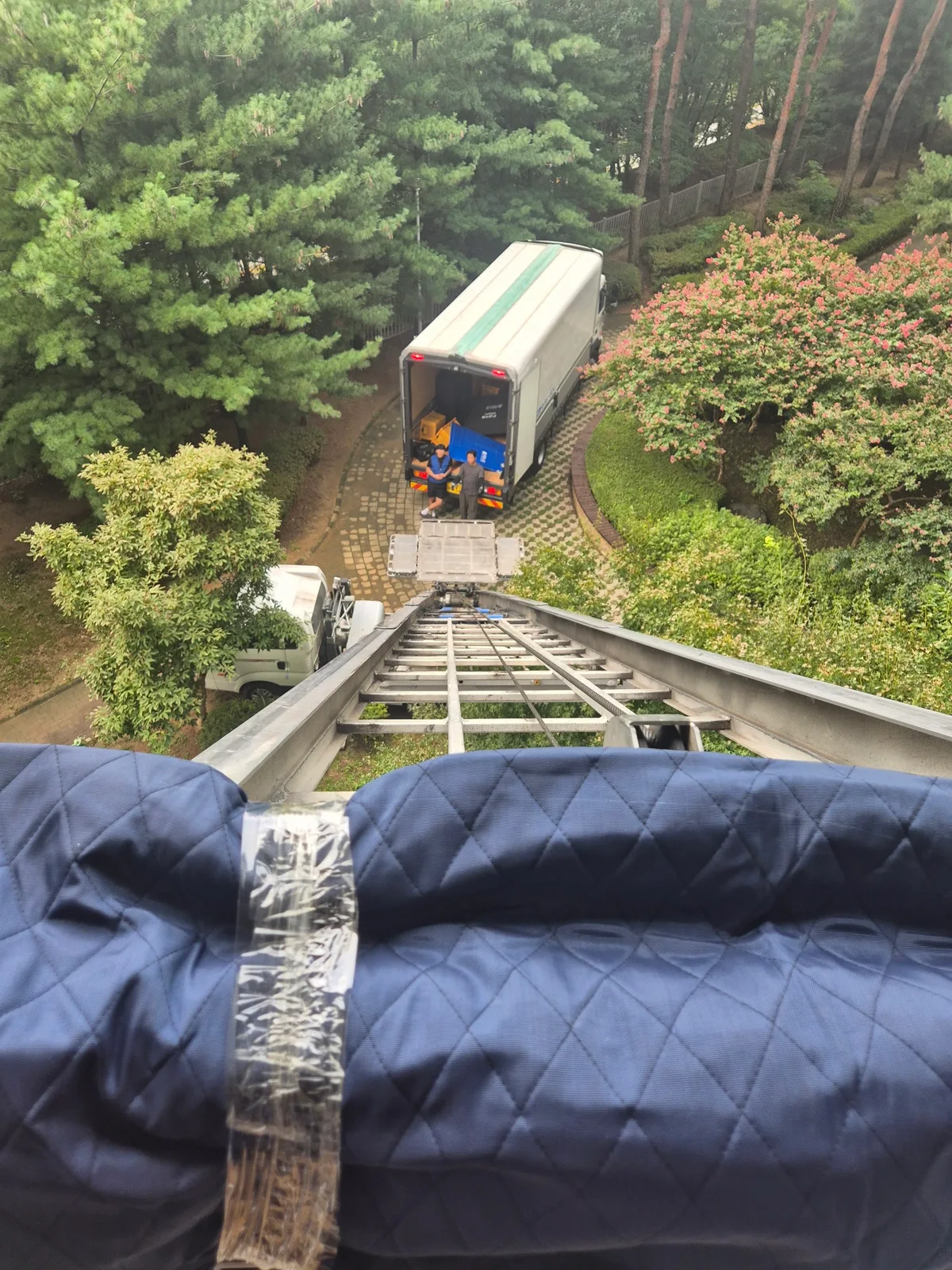 인천 포장이사 사다리차 고층 운반 작업